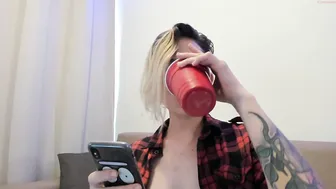 simone coquette shows shaved holes