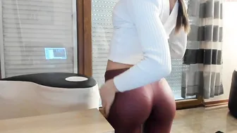 hotel77  skinny squirt stretches the vagina