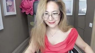 golden_n lustful skin jerks off shaved cunt