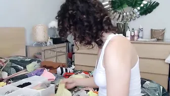 theislandgirl seductive babe masturbates shaved cunt