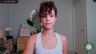 theislandgirl hot bitch punches holes with fingers