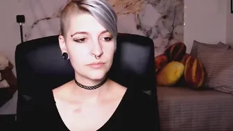 mohawkmolly Charming Kral