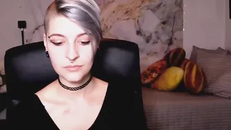 mohawkmolly elegant whore massages juicy vagina