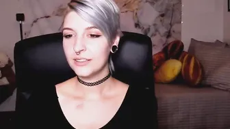 mohawkmolly elegant whore massages juicy vagina