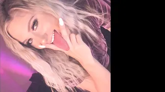 butterybubblebutt busty  cam girl  undresses and caresses her pussy