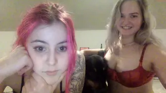 evalix Busty young lady