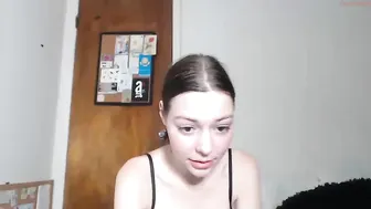 mscoolcheese busty woman chatting in chat
