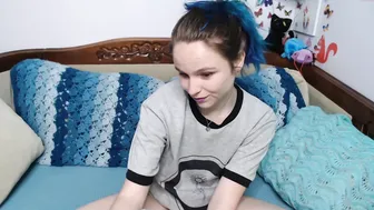 sexkitteh beautiful bitch fucks herself with a phallus