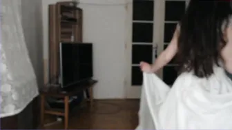 sweetmandyy big breasted harlot massages nipples