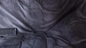 ramonatorres_ beauty sensually satisfies her pussy