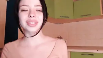 mrs_eva busty chick caresses big nipples