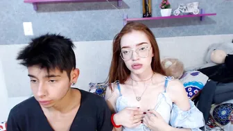 marco_and_emily gorgeous young lady jerks both holes