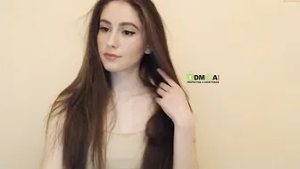 snowww_white whore babe masturbates pussy