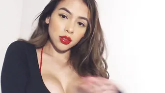 its_lana exquisite bitch pulls pussy