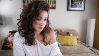 emandbea likes to mess with toys