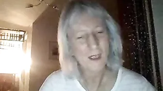 just_rachael beauty fucks herself in front of the webcam