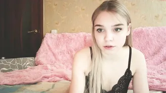 babyfromtheforest tanned lady fucks her friend