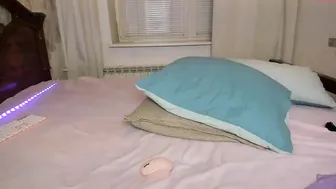 santanika lustful lady sucks dick