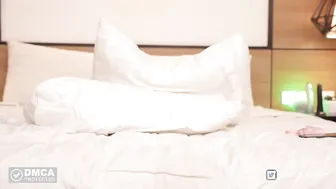 itschericandy hot blonde with big tits