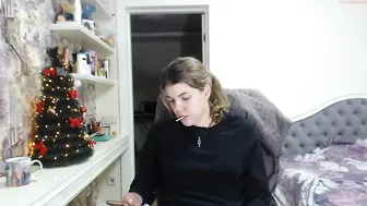 patriciashiny submissive chick makes suction