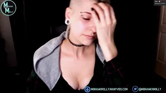 mohawkmolly cute babe exposes big tits