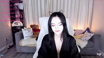emma_clarc blonde fucks both holes