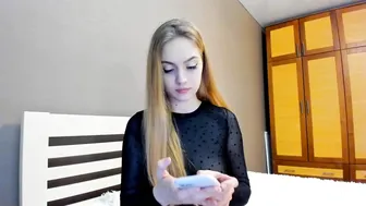 darksun0 crazy  girl  jerks off the anus in old age