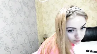 darksun0 crazy bitch furiously masturbating cunt