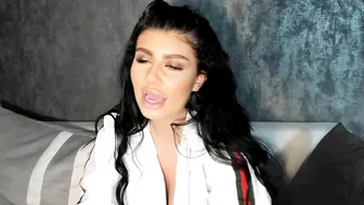 moniqueeass 4.03.2020 011_female chaturbate