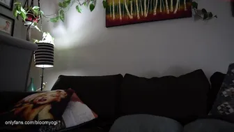 bloomyogi 4.04.2020 434_female chaturbate