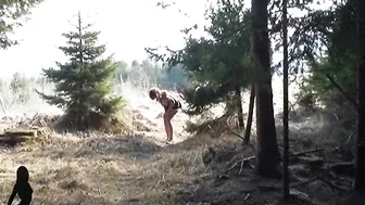 SeXXygirl Oster-Bunny leert Eier