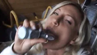 Sharon-Privat Im Schuppen geht die Post ab