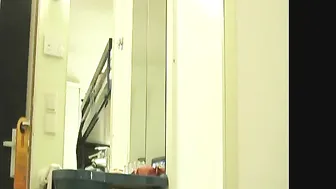 Sherly-N18 In der Dusche sch??n gewichst und abgesahnt