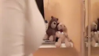 Sharon-Privat Die sexy Staubsaugervertreterin Kehle gefickt