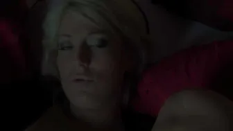 CaraCum Arschloch maltr?дtiert 1. Anal-Creampie