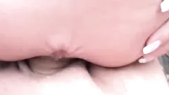 Sharon-Privat Auf dem Burgturm gefickt