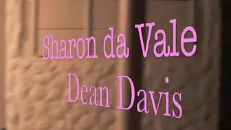 Sharon-Privat Animat??rin fickt jeden daher gelaufenden Touristen
