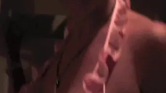 Sharon-Privat Animat??rin fickt jeden daher gelaufenden Touristen