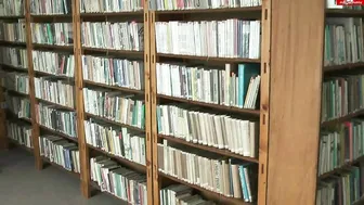 ANAL QUAL in der B?ЬCHEREI mit CREAMPIE !! mit Nikki-Heat