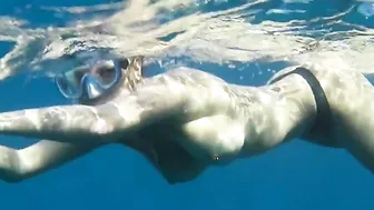 Sexy-Engel Blanke Titten im String