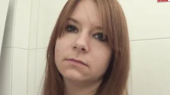 Einlauf und Dehnung f??r meinen Hurenarsch! mit JungesfetischpaarNRW