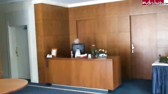 mydirtyhobby blondehexe Die Empfangsdame Hotelzimmer erfickt! Creampie