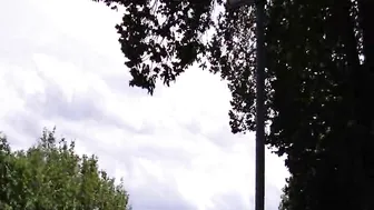 mydirtyhobby Popp-Sylvie Extreme Pussy-Dehnung in Public