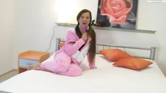 mydirtyhobby Nachbarsfoetzchen Teeny Bunny, ein Hasi zum Ficken