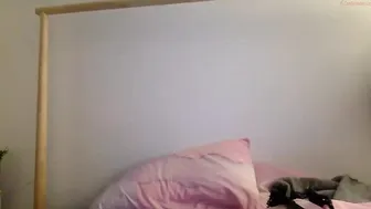 illbeyourbub naughty bitch shows pussy