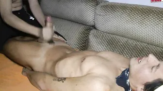 WeicheKleine Ich habe der Bruder meine Freundin in sein Haus vollgewichst