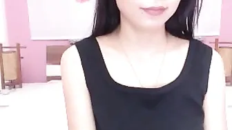 liamin Impressive doll masturbates with sex toy