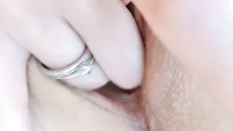 bestgirl_ofthe_neighborhood Big boobs babe masturbates pussy