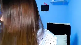 kasandra_mils Beautiful bitch shows shaved holes