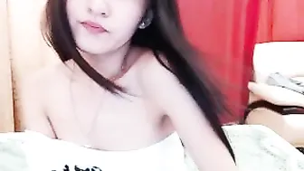 minnakko Naughty babe chatting in free chat